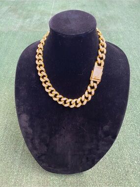 Diamond necklace